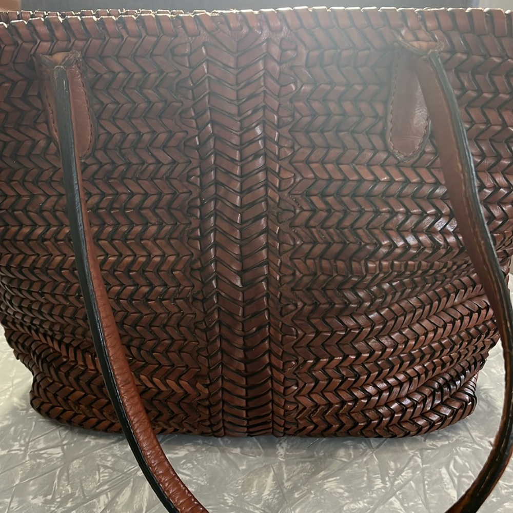 Unbranded Boutique Artisanal Vintage Brown Woven Leather Tote with Leather Strap - Picture 5 of 12